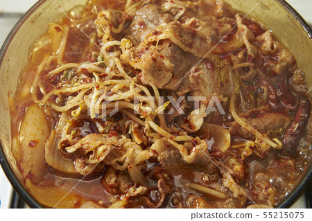 Pig kimchi jjigae Pig kimchi jjigae 55215075