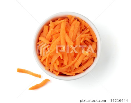 Grated carrots isolated on white 55216444