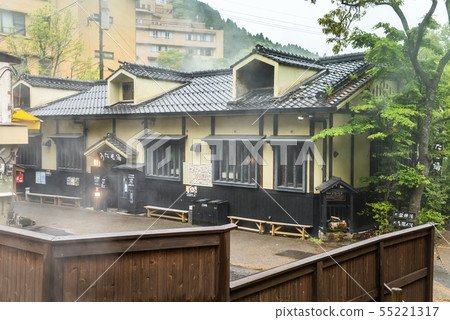 溫泉溫泉Utase溫泉山之間建有大型公共浴池 55221317