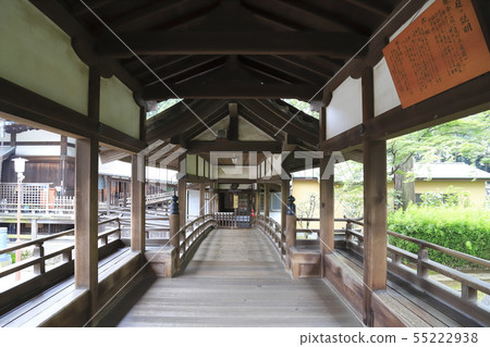 Corridor connecting the Chie-do hall of the Daigo Kawagoe and the customer hall Corridor connecting the Chie-do hall of the Daigo Kawagoe and the customer hall 55222938