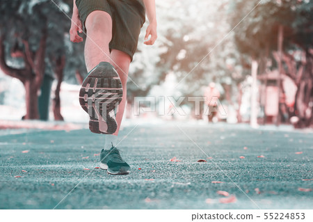 run jogging exercise uplift leg and foot  55224853