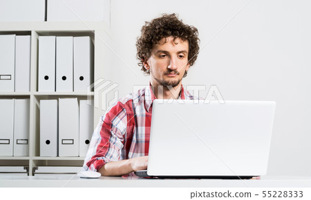 Man working in office 55228333