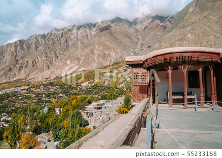 Cityscape view of Hunza valley from Baltit fort. 55233168