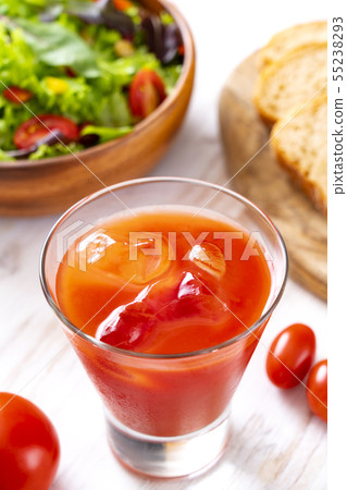 tomato juice tomato juice 55238293