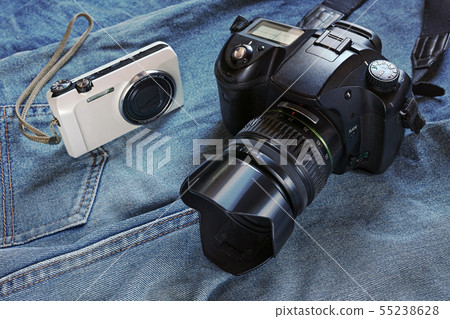 Camera put on jeans 55238628