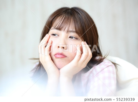 一名婦女的臥室圖像 55239339