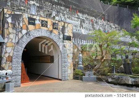 Takatsuka Jizo priest 55245148