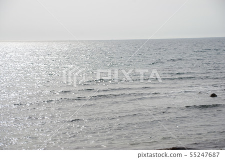 波光粼粼的大海 55247687