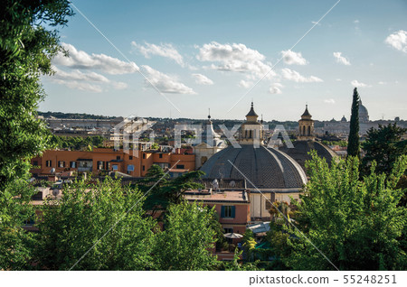 Cathedrals domes, monuments and roofs in Rome 55248251