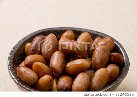Boiled peanuts. 55248580