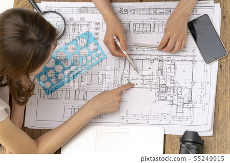 女性活躍的下一代培養支援對策推進法確認住宿建設工程現場的頂視圖的兒童保育支援的一流的建築師 女性活躍的下一代培養支援對策推進法確認住宿建設工程現場的頂視圖的兒童保育支援的一流的建築師 55249915