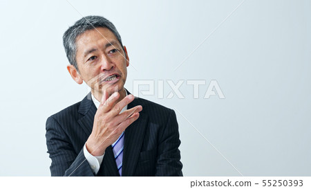 Mature men who enthusiastically 55250393