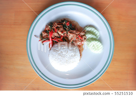 stir-fried pork with fried egg, holy basil and 55251510