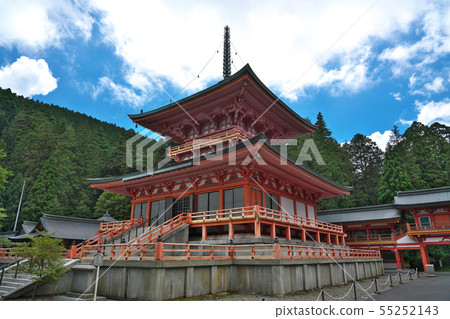 [Heizan Enryaku-ji Temple East Tower] Sakamoto Honcho, Otsu City, Shiga Prefecture 55252143