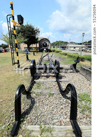 C57124 of Miyanojo Station trace that was repainted and reborn C57124 of Miyanojo Station trace that was repainted and reborn 55256094