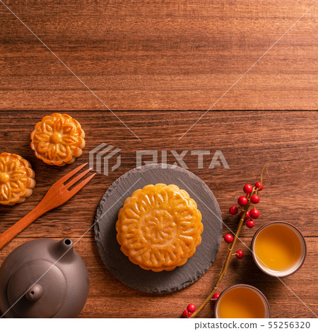Mid-Autumn Festival Moon cake Geppei 55256320