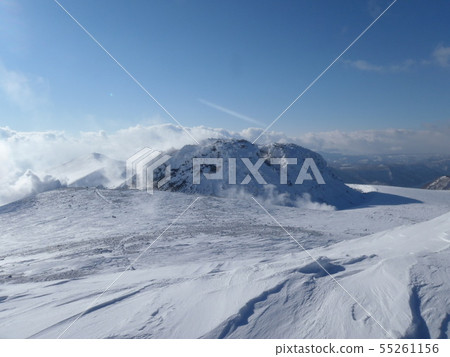 Hard winter active volcano _ Hokkaido Tarumae Hard winter active volcano _ Hokkaido Tarumae 55261156