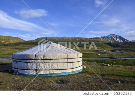 Mongolian ger 55262183