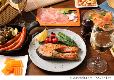 酒吧派對形象時尚 55263156