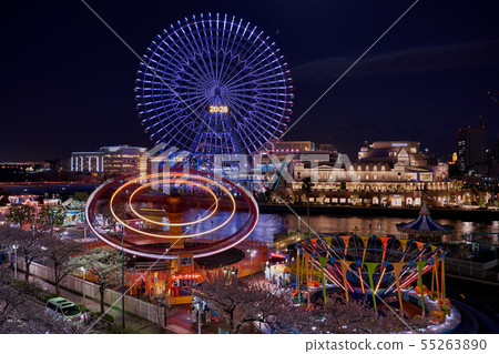 Night view of the city Minato Mirai night view Ferris wheel 55263890