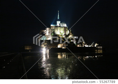 Night view of the world heritage site Mont Saint Michel (Mont-St-Michel of World heritage) 55267789