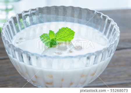 Tapioca milk Tapioca milk 55268073