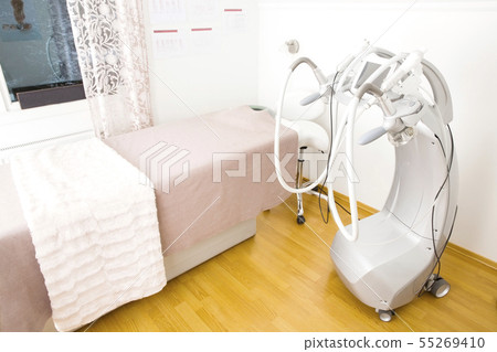 Body shaping clinic room with advanced equipment Body shaping clinic room with advanced equipment 55269410