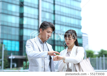 Middle man sex 55273930