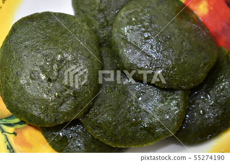 Korean Food Muguk Cake 55274190