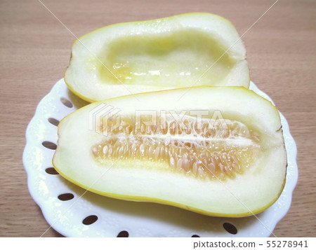 Cross section of cut mackerel 55278941