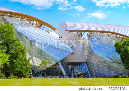 Fondación Louis Vuitton Fondación Louis Vuitton 55279192