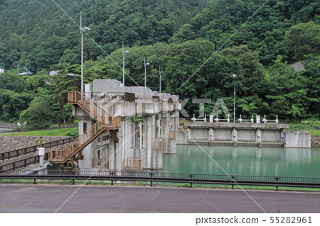 淀川校長 55282961