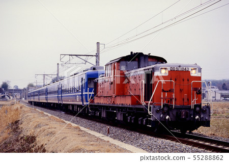 1996 DD511043 Towing 12 Series Tenri Rin going on the Nara Line 55288862