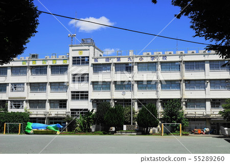 板橋區第九小學/封閉學校02學校建築和校園 板橋區第九小學/封閉學校02學校建築和校園 55289260