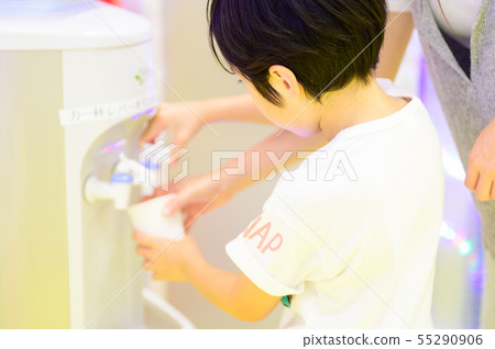 Water server hydration drink 55290906