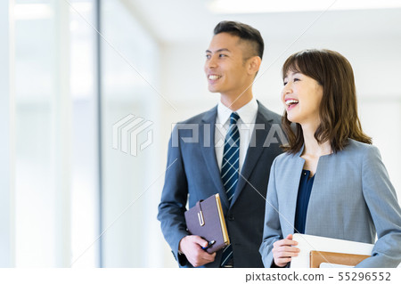 Business image Male employee Female employee Business image Male employee Female employee 55296552