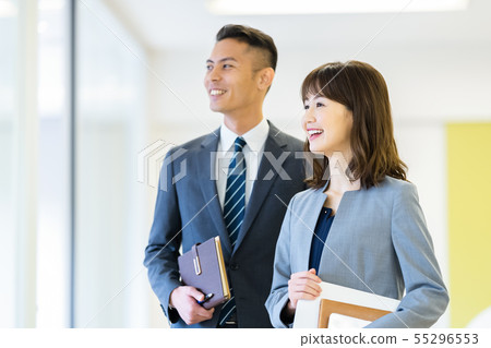 Business image Male employee Female employee Business image Male employee Female employee 55296553