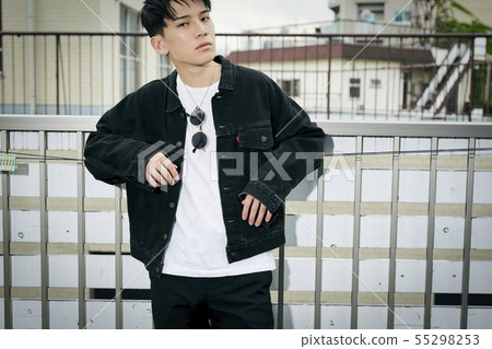Male portrait 55298253