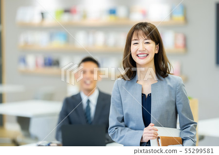 企業形象男性僱員女性僱員 企業形象男性僱員女性僱員 55299581