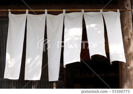 White pancake of the restaurant 55300773