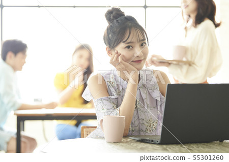 女人商務咖啡館 女人商務咖啡館 55301260