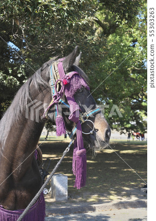 Decorative horse 55303263