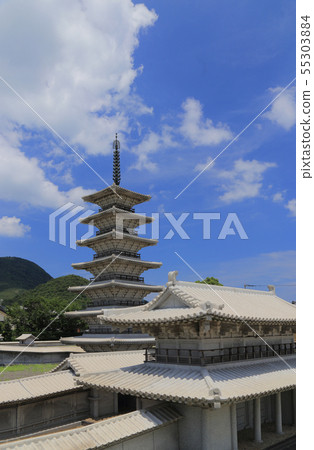 Layout model of the site of the special historical site Sanuki Kokubunji (Namitamon, Seven-story pagoda, Nakamon) Layout model of the site of the special historical site Sanuki Kokubunji (Namitamon, Seven-story pagoda, Nakamon) 55303884