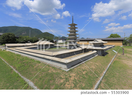 Layout model of the remains of the special historical site Sanuki Kokubunji Temple Layout model of the remains of the special historical site Sanuki Kokubunji Temple 55303900