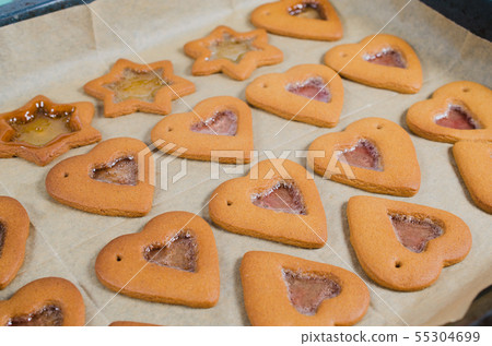 Freshly baked Christmas gingerbread Freshly baked Christmas gingerbread 55304699