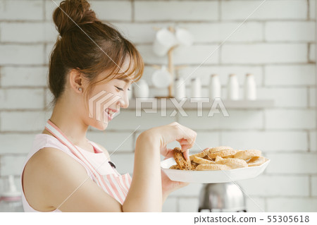 Female Lifestyle Cuisine Female Lifestyle Cuisine 55305618