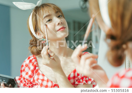 Women beauty 55305816