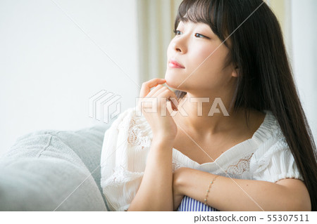 Beauty image of a young girl Beauty image of a young girl 55307511