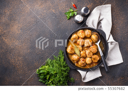 Homemade meatballs with tomato sauce Homemade meatballs with tomato sauce 55307682