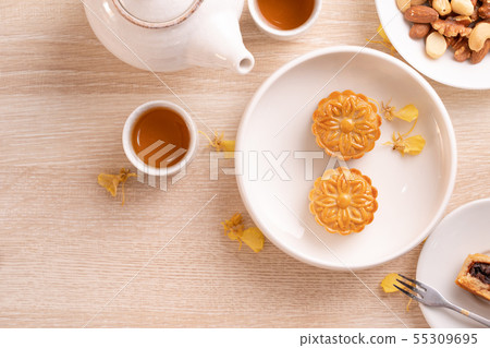 Mid-Autumn Festival Moon cake Geppei Mid-Autumn Festival Moon cake Geppei 55309695